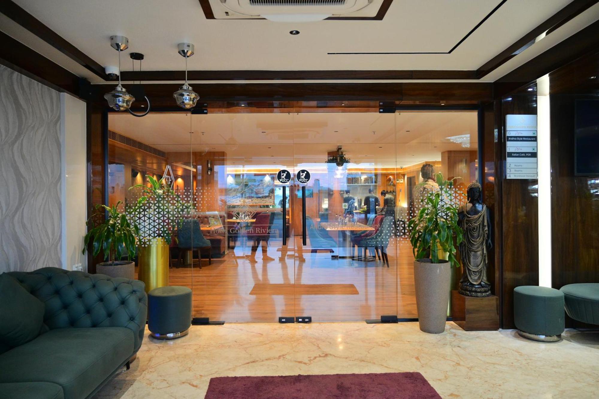 Hotel Golden Riviera Mysore Exterior photo