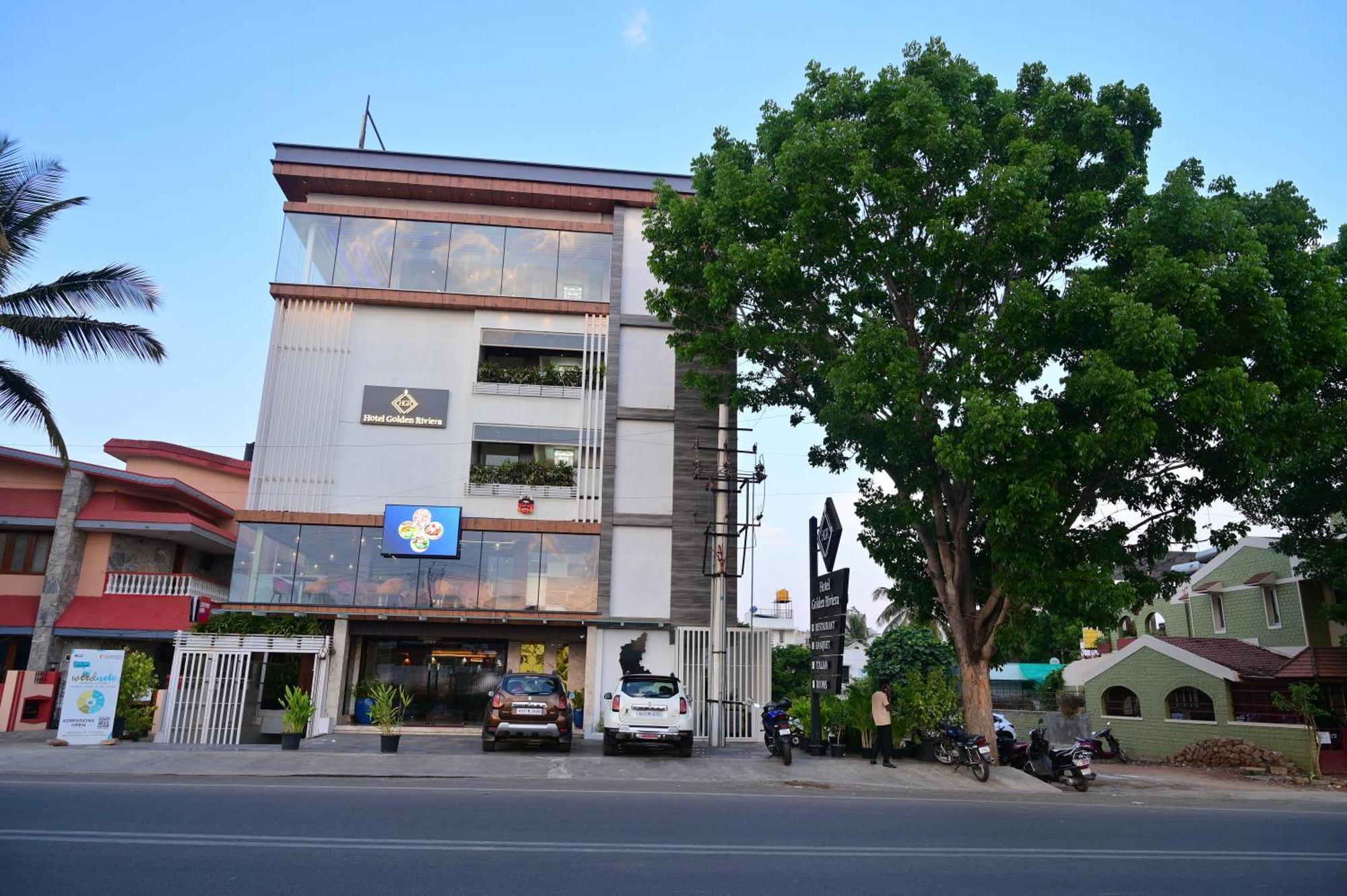 Hotel Golden Riviera Mysore Exterior photo